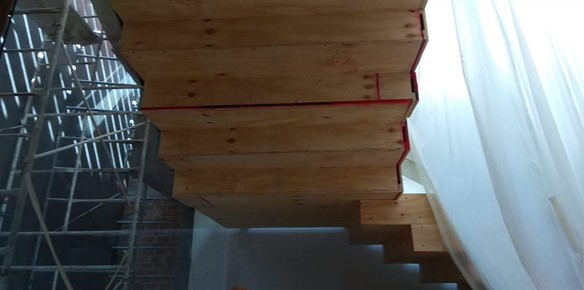 Escalera Jardines